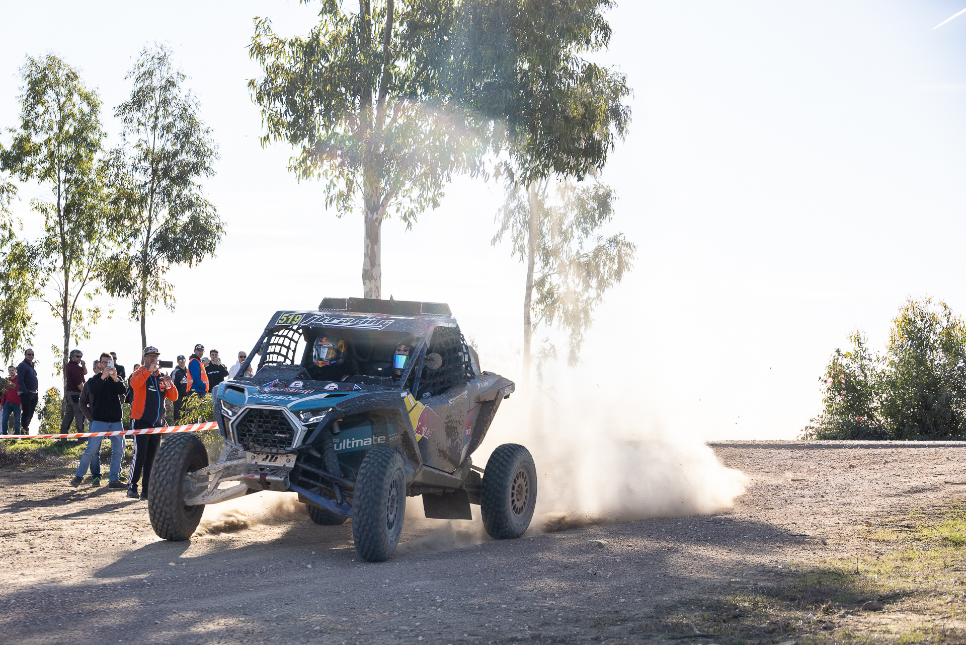 TODO-O-TERRENO PORTUGUÊS ENCERROU A SUA ÉPOCA NA BAJA DE LAGOS
